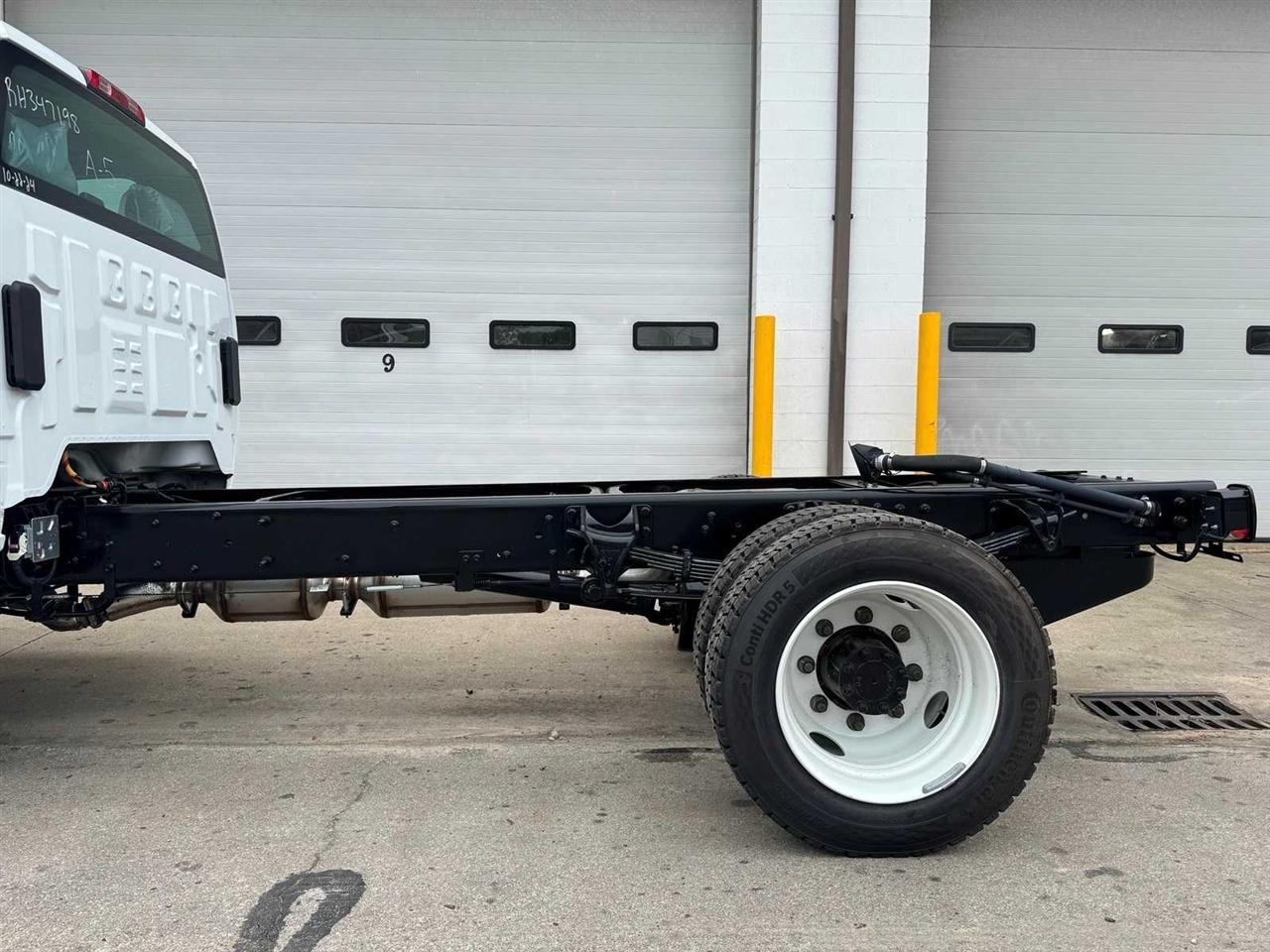 Chevrolet Silverado MD 2WD Reg Cab Work Truck 2024