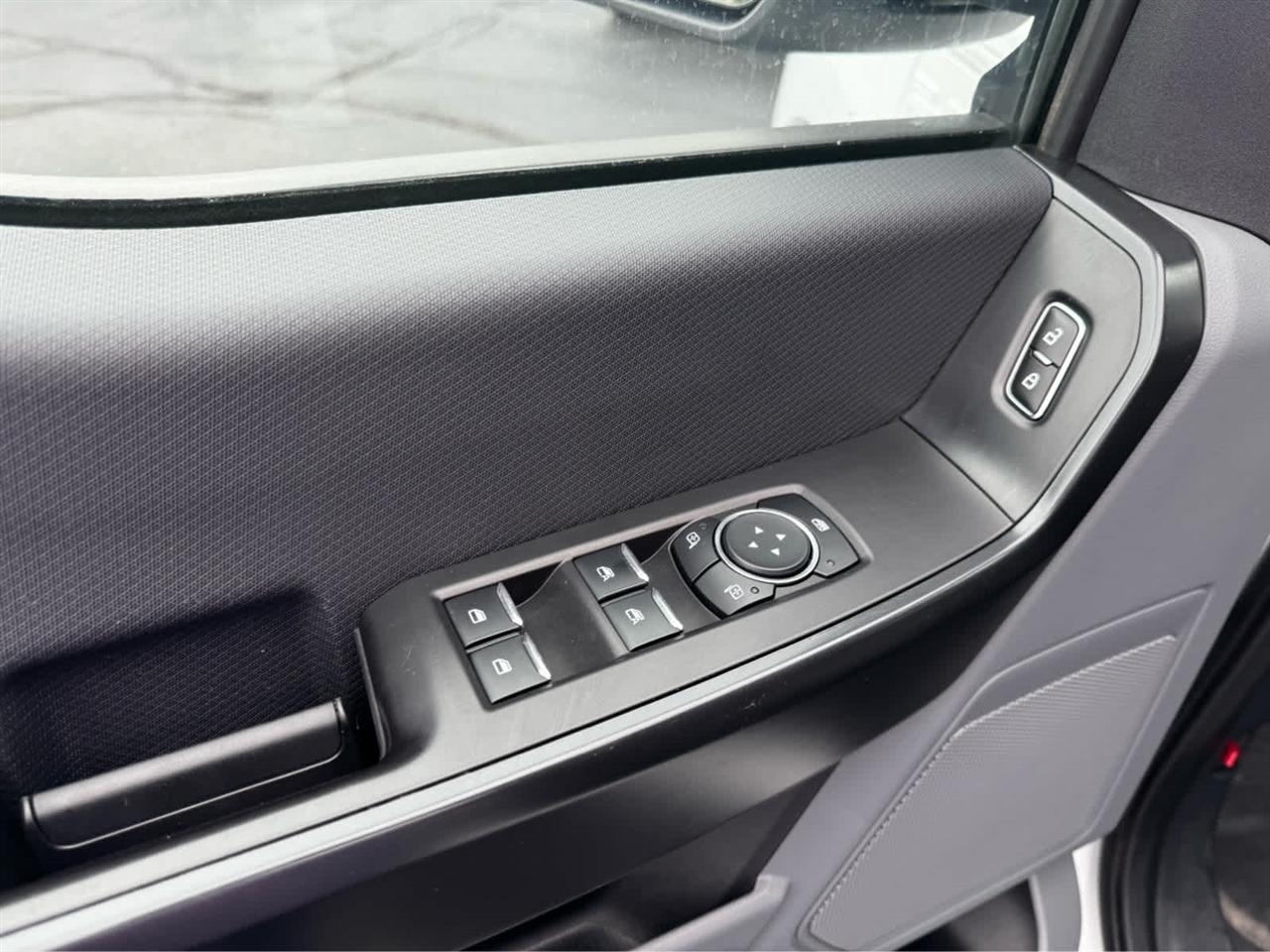 Ford F-150 Lightning LARIAT 4WD SuperCrew 5.5' Box 2023