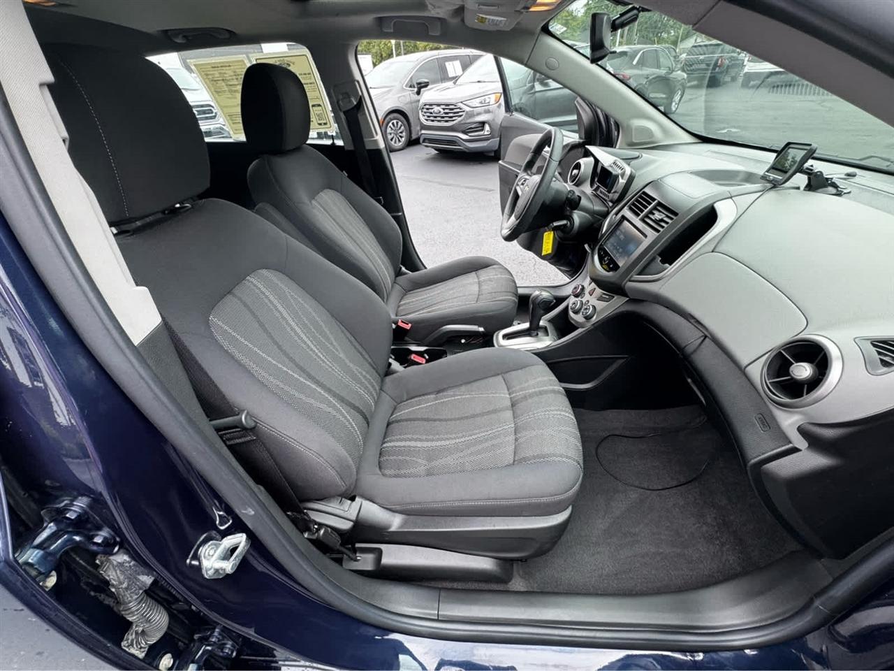 Chevrolet Sonic 5dr HB Auto LT 2015