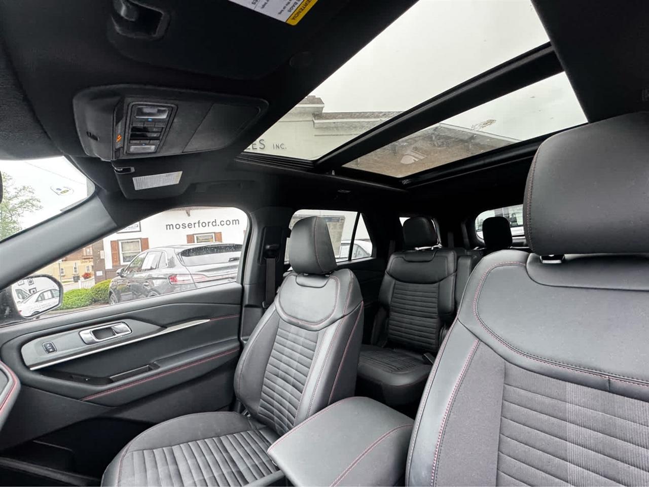 Ford Explorer ST-Line 4WD 2027