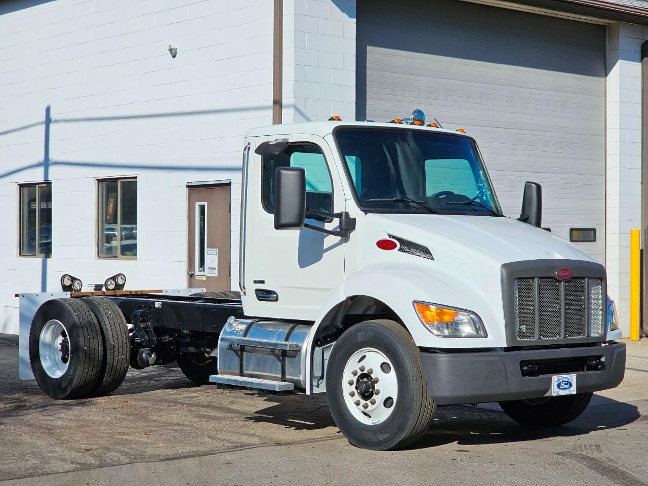 Peterbilt 537  2024