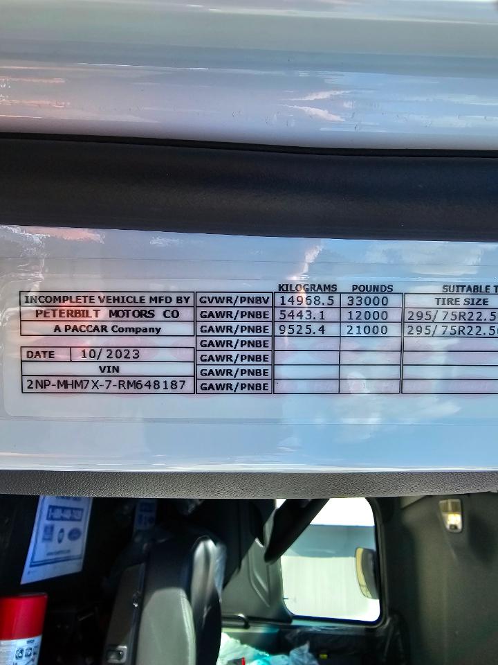 Peterbilt 537  2024