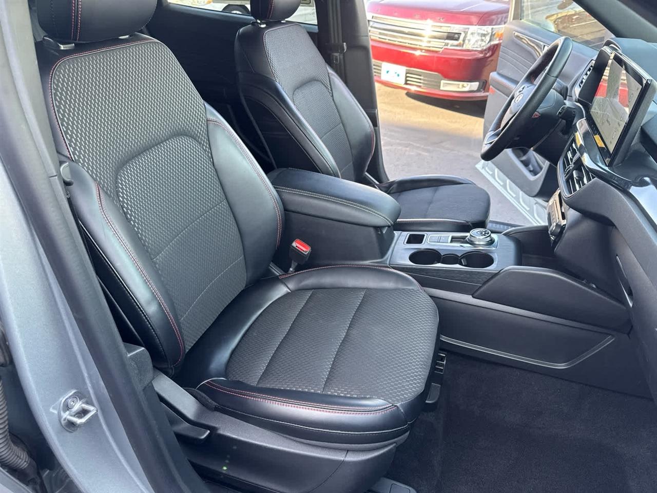 Ford Escape ST-Line AWD 2024