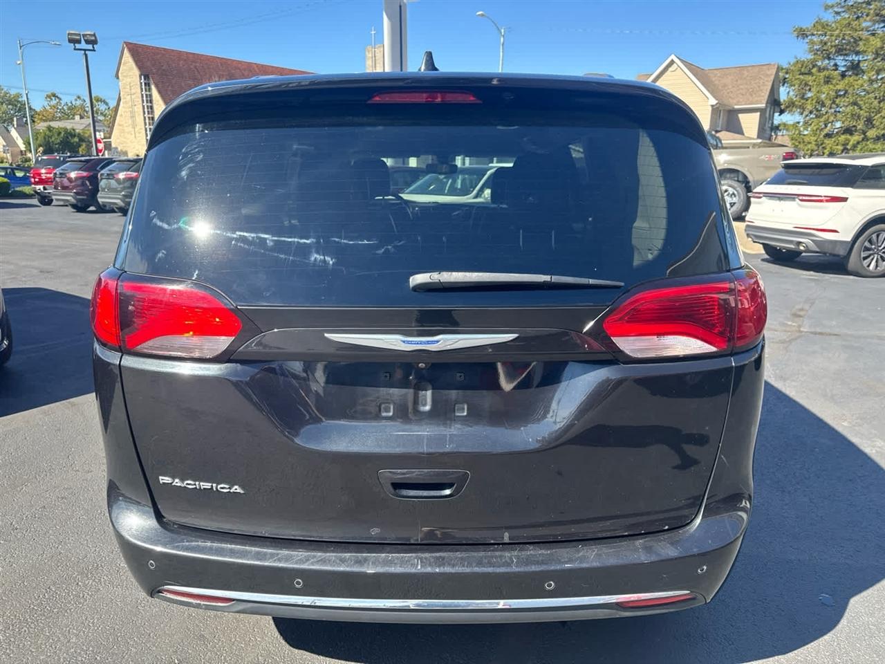 Chrysler Pacifica Touring L Plus FWD 2018