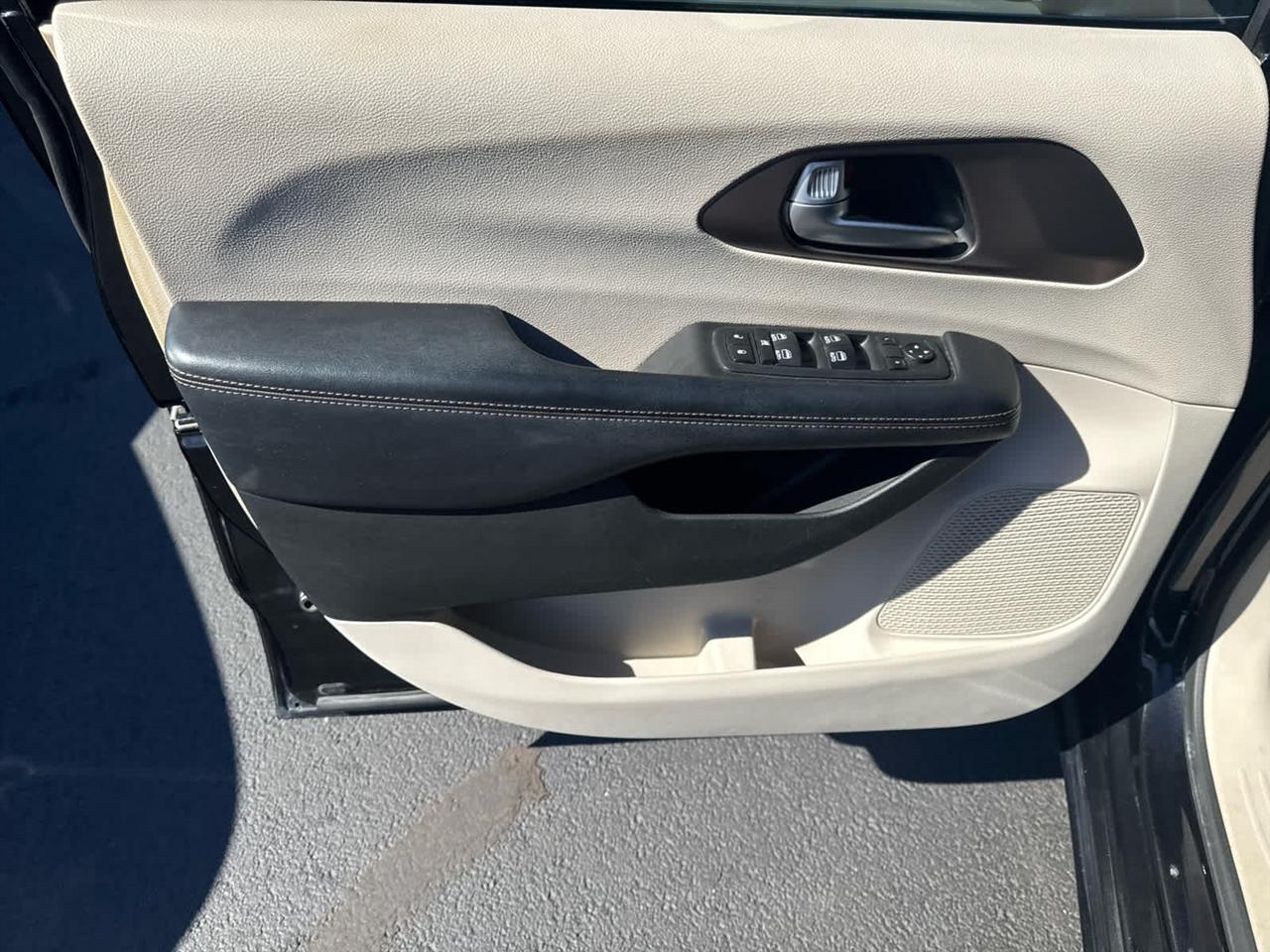 Chrysler Pacifica Touring L Plus FWD 2018