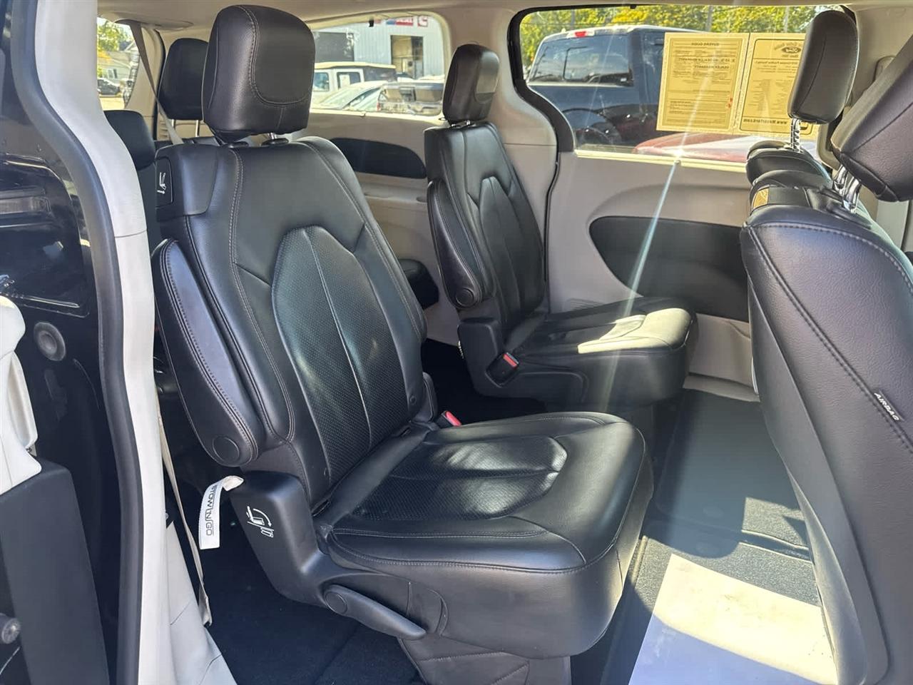 Chrysler Pacifica Touring L Plus FWD 2018