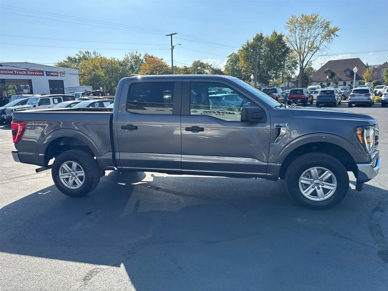 Ford F-150 XLT 4WD SuperCrew 5.5' Box 2023