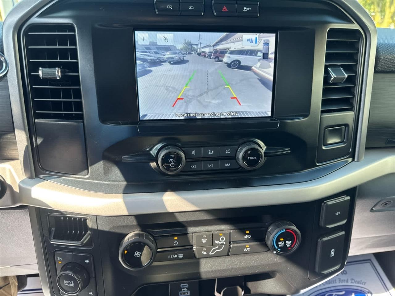 Ford F-150 XLT 4WD SuperCrew 5.5' Box 2023