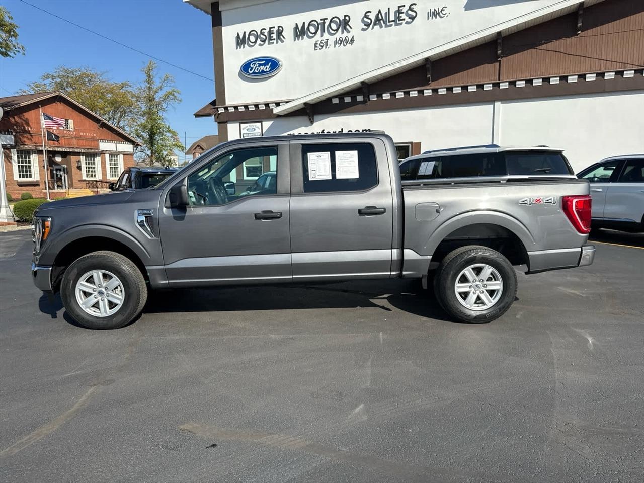 Ford F-150 XLT 4WD SuperCrew 5.5' Box 2023
