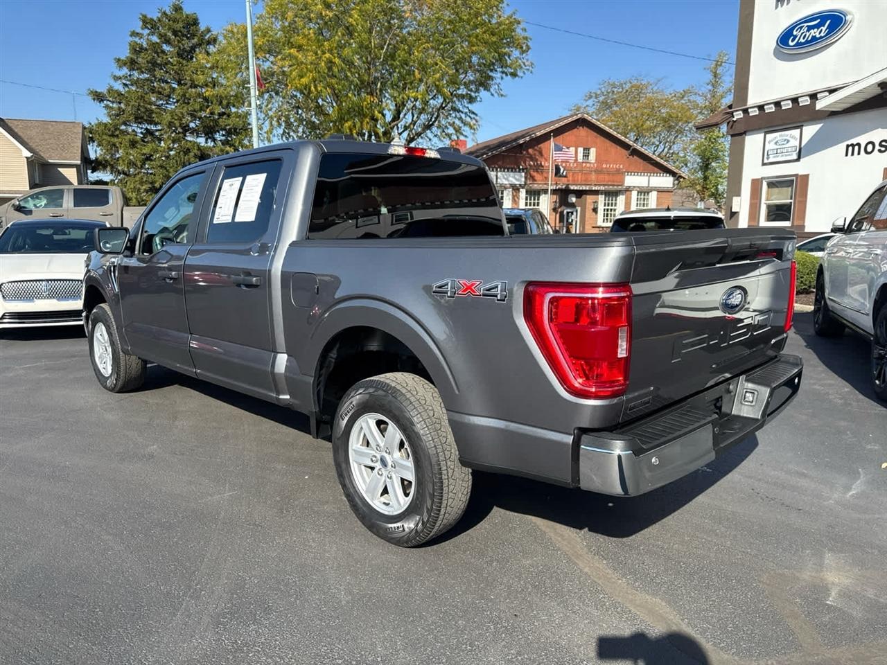 Ford F-150 XLT 4WD SuperCrew 5.5' Box 2023