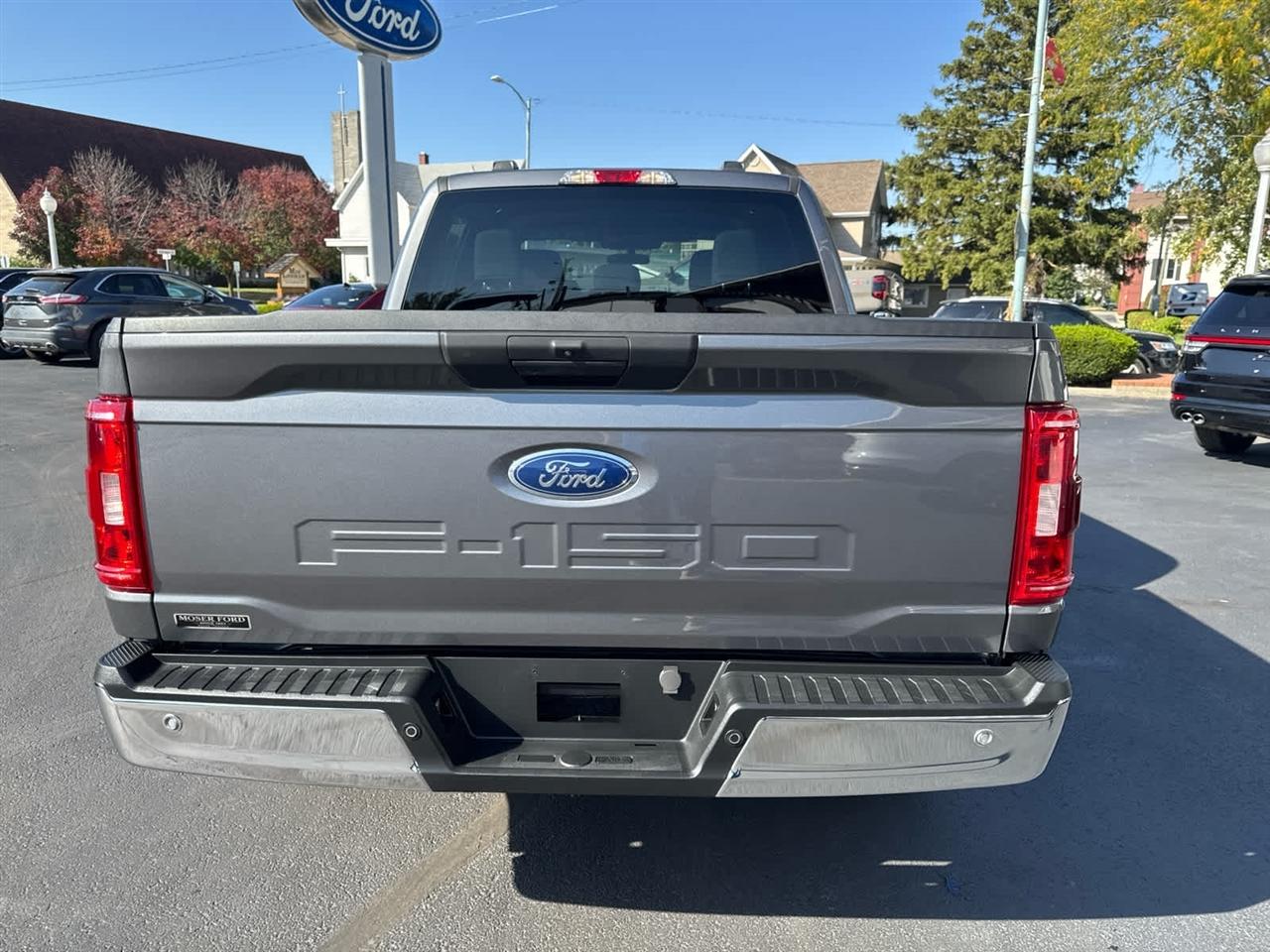 Ford F-150 XLT 4WD SuperCrew 5.5' Box 2023