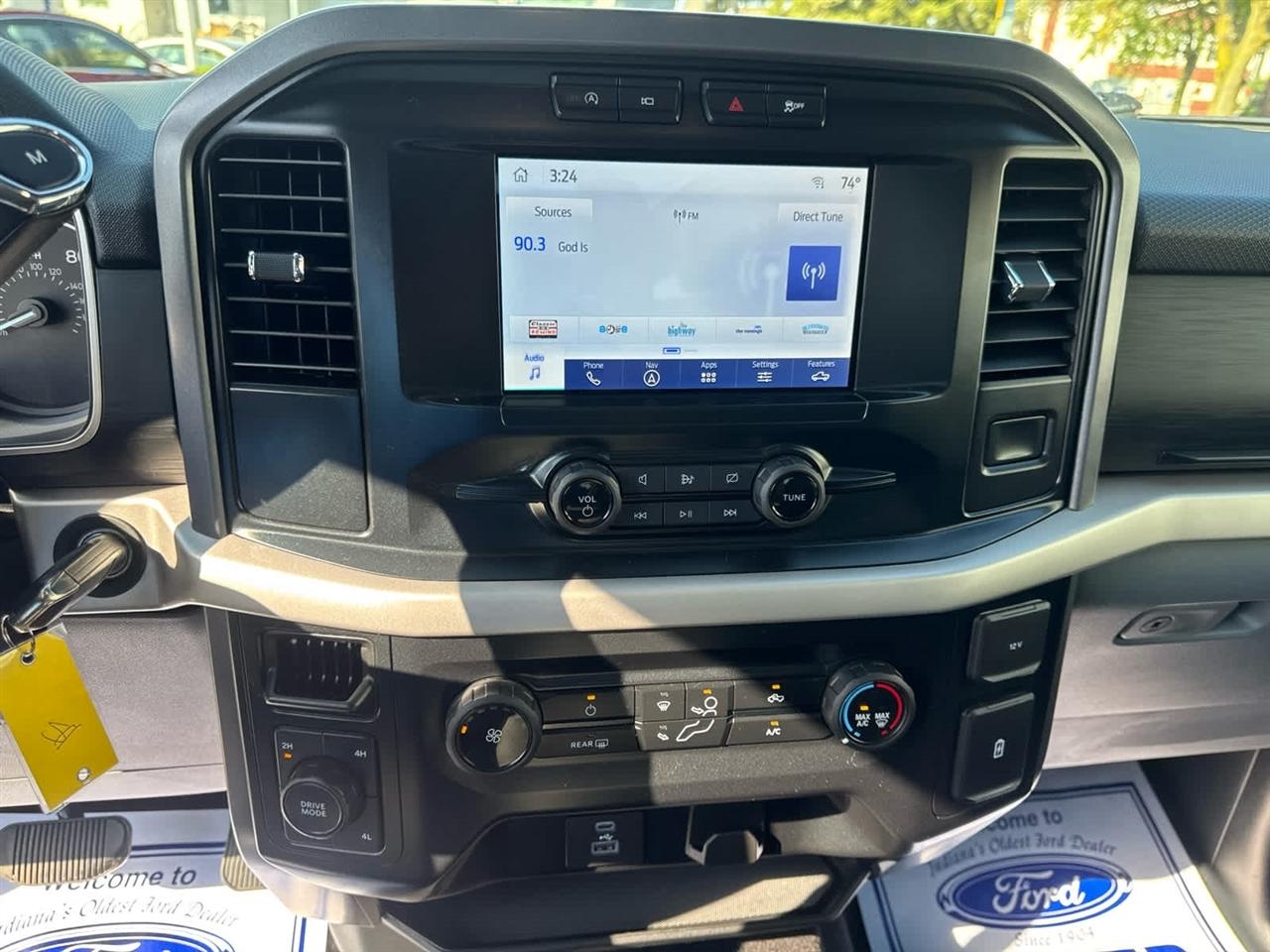 Ford F-150 XLT 4WD SuperCrew 5.5' Box 2023