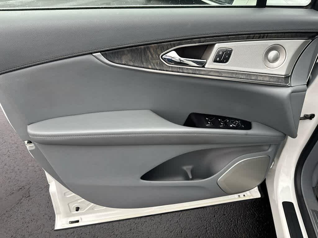 Lincoln Nautilus Reserve AWD 2020