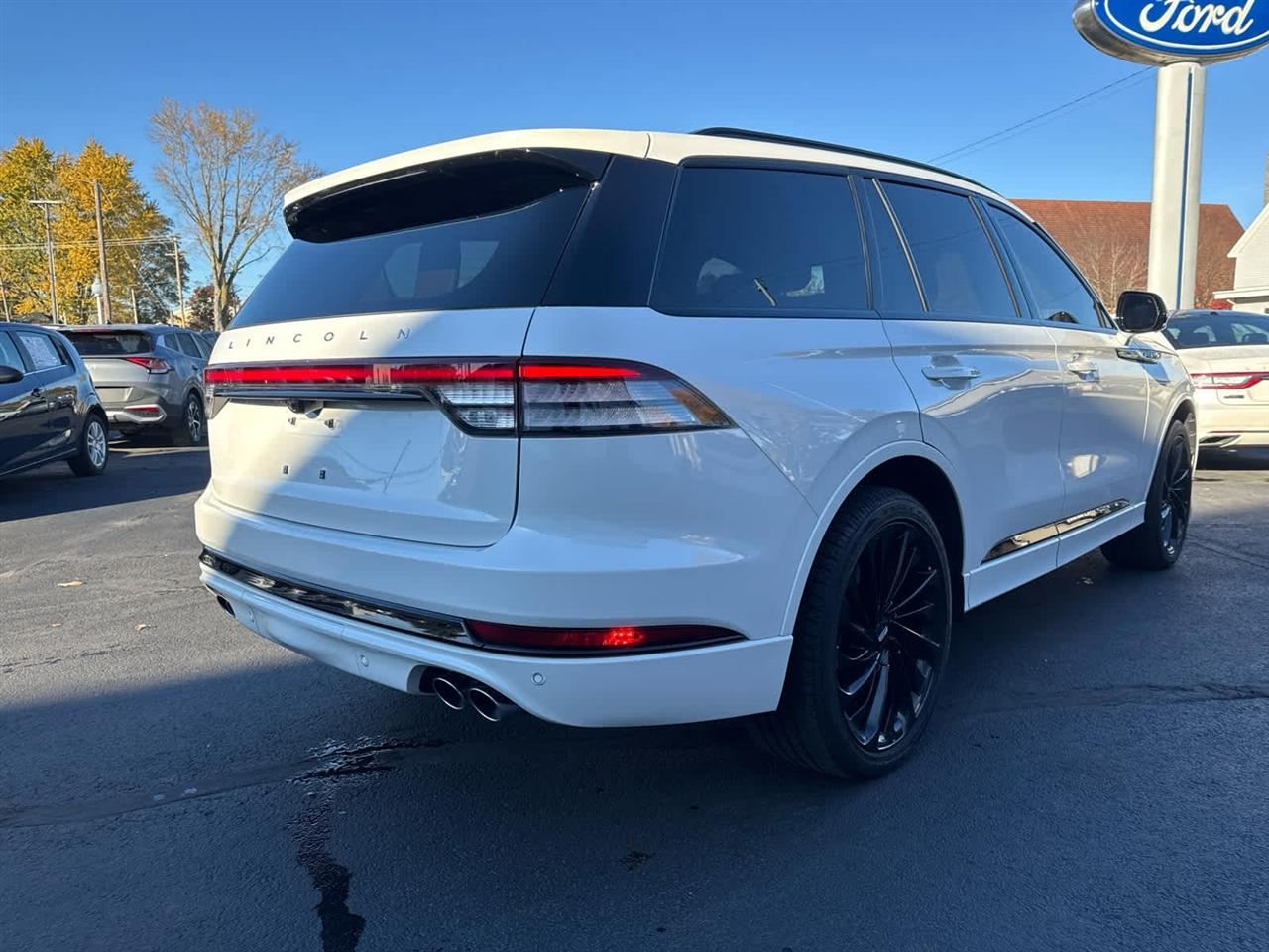 Lincoln Aviator Reserve AWD 2025