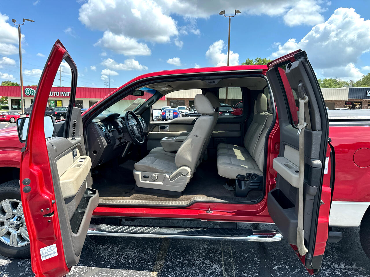 2010 Ford F-150 XL photo 8