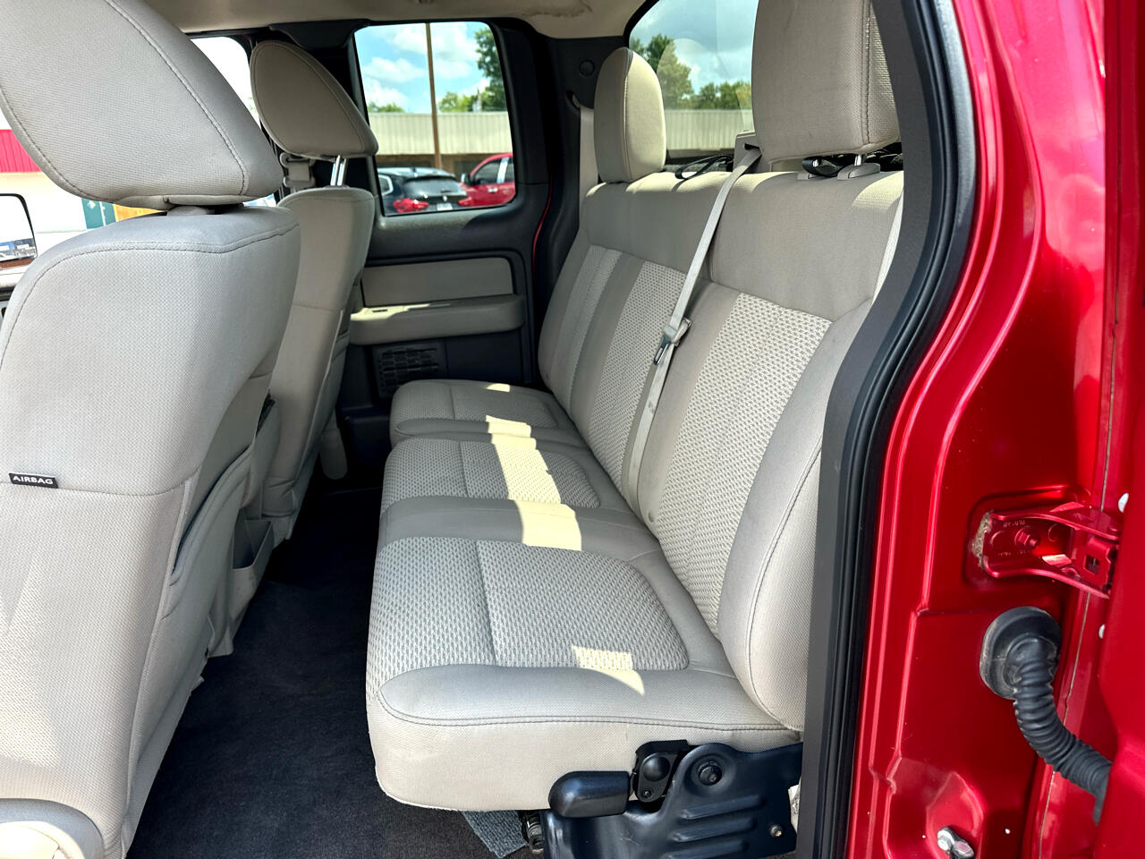 2010 Ford F-150 XL photo 9