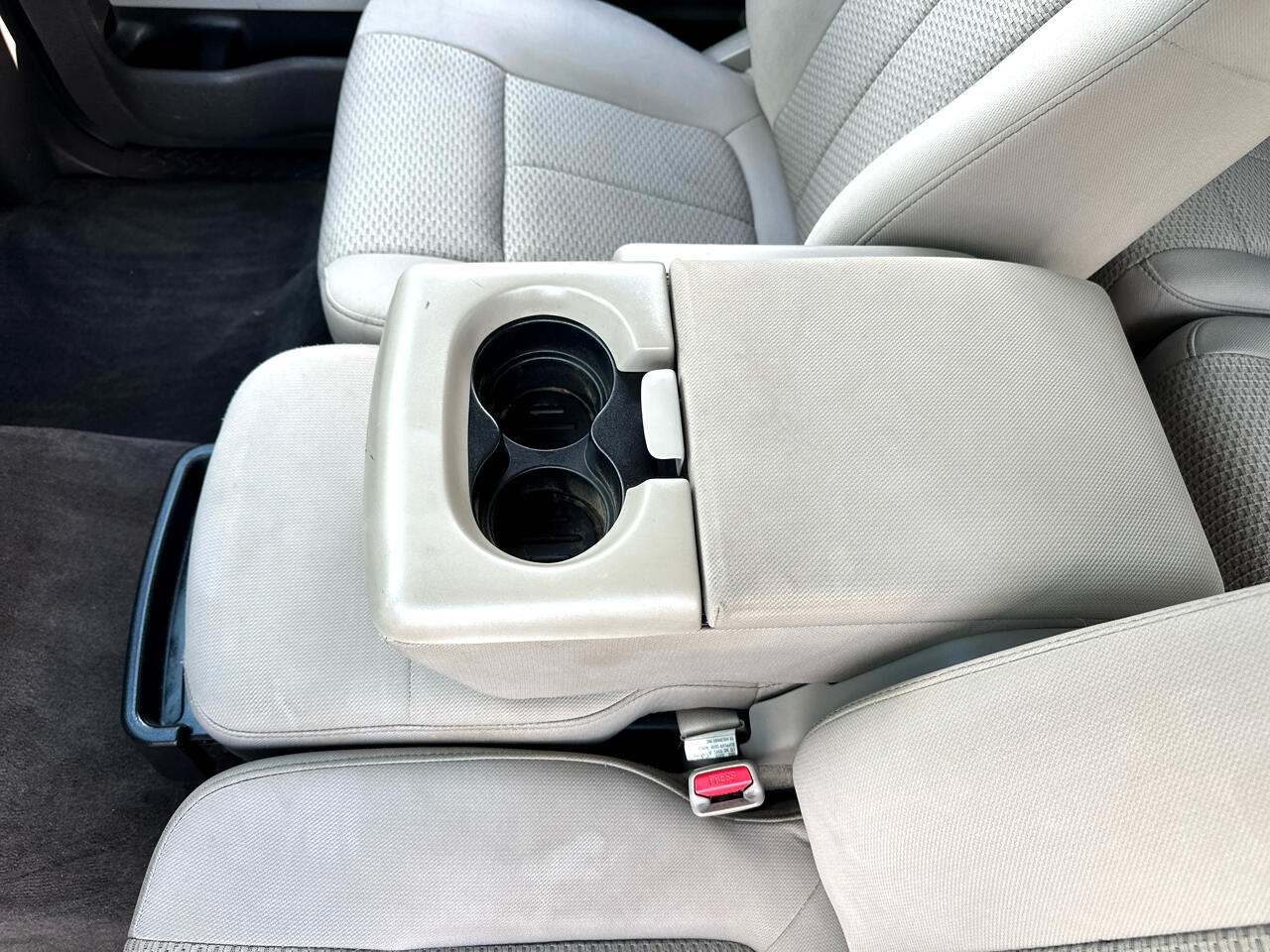2010 Ford F-150 XL photo 16
