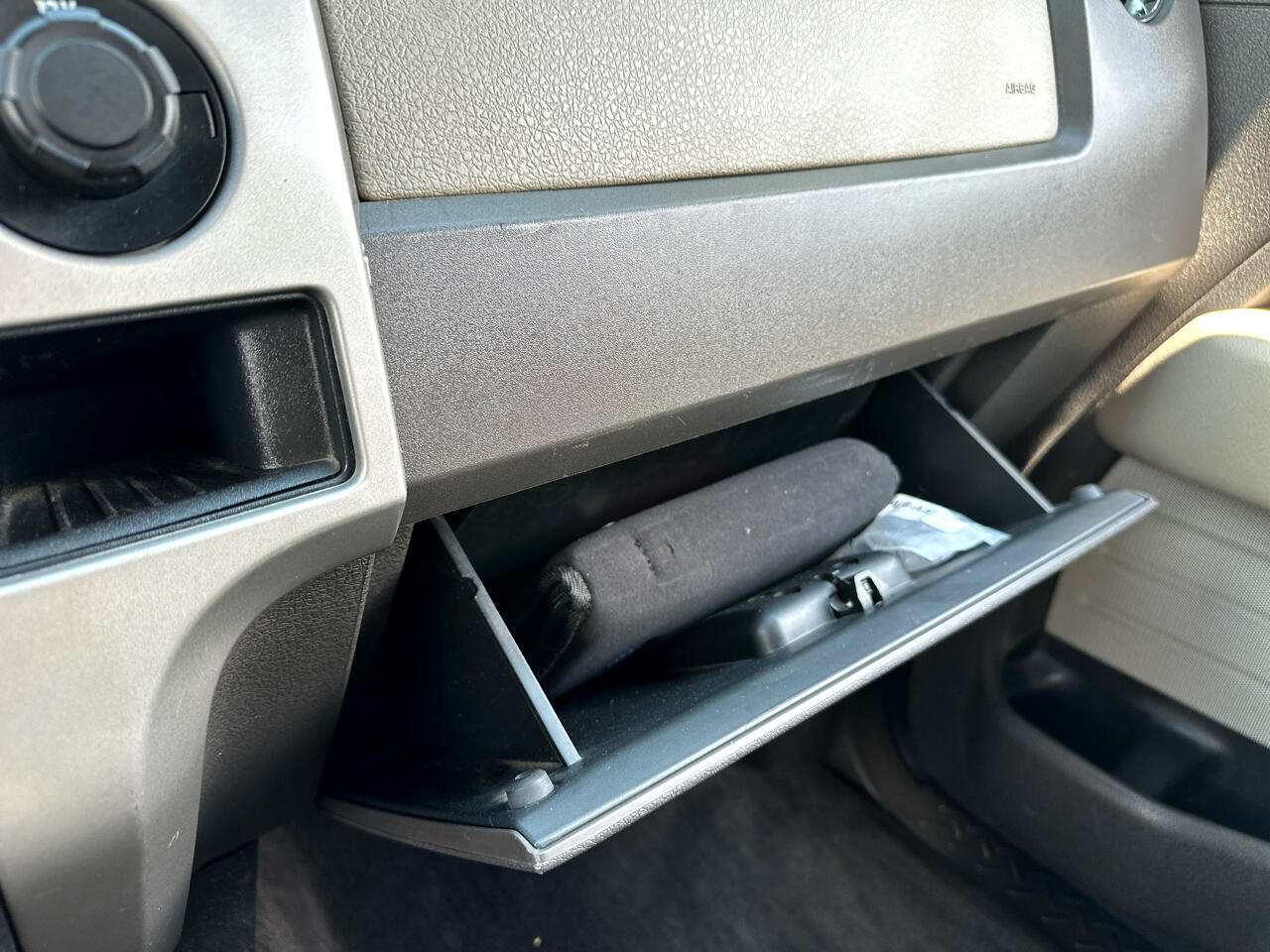 2010 Ford F-150 XL photo 17