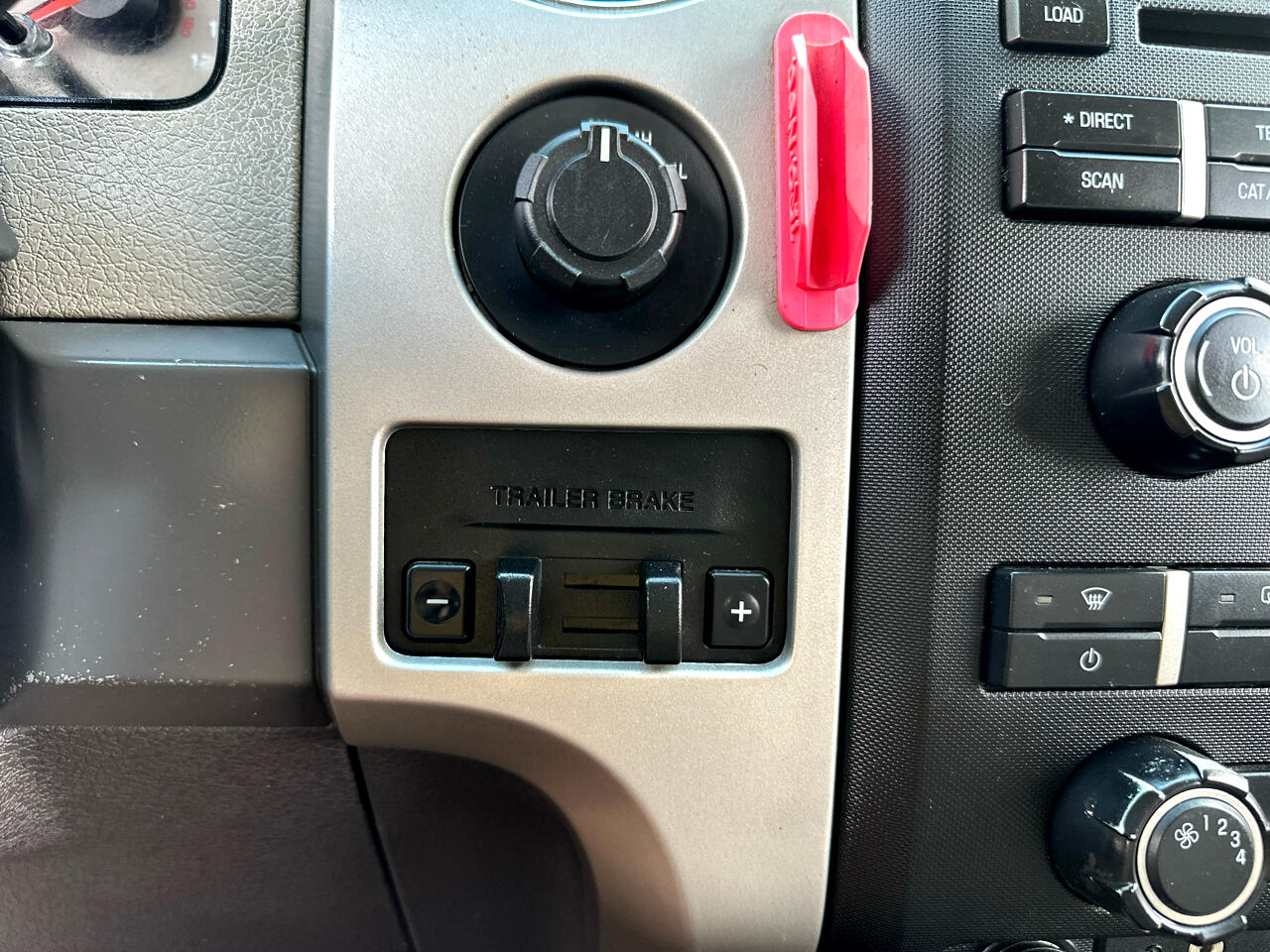 2010 Ford F-150 XL photo 25