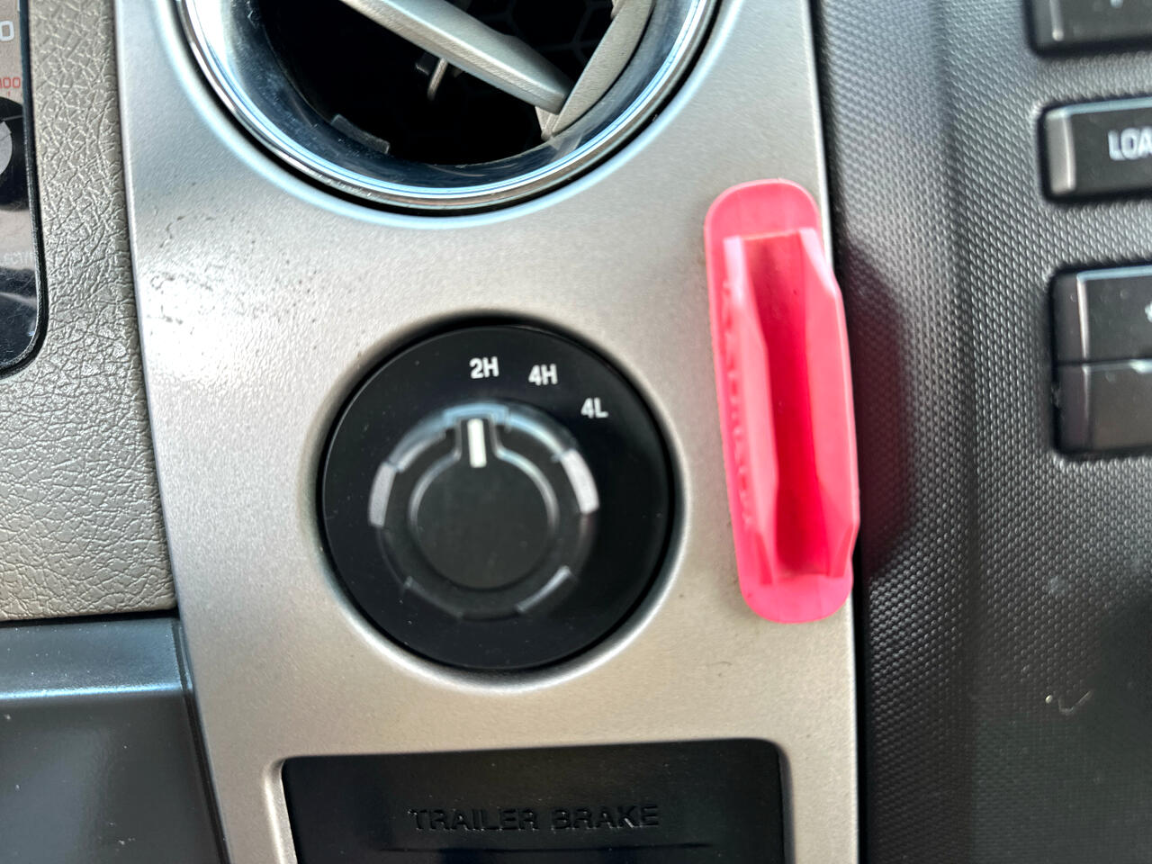 2010 Ford F-150 XL photo 26