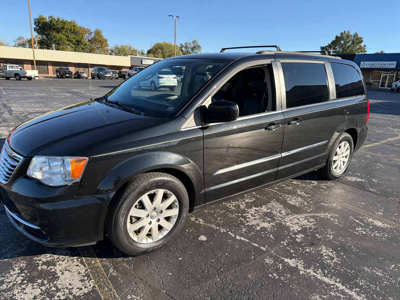 2016 Chrysler Town & Country Touring