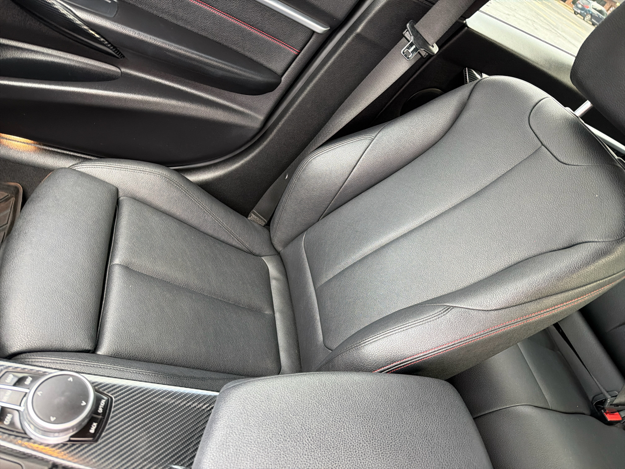 2018 Bmw 330i 3-Series photo 3