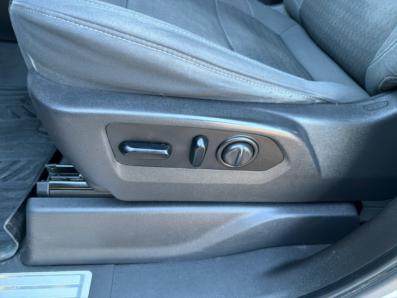 Chevrolet Silverado 1500 4WD Crew Cab 147" LT Trail Boss 2021