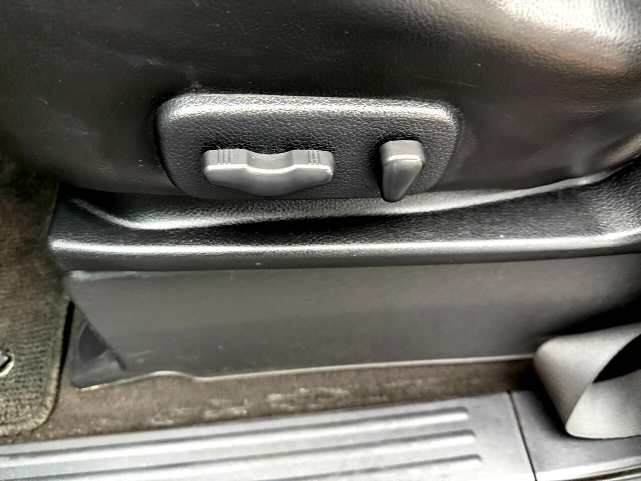 Nissan Armada 4WD 4dr LE FFV 2008