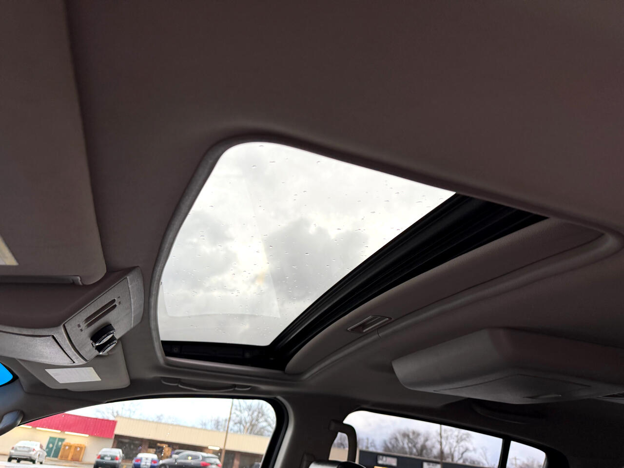 Nissan Armada 4WD 4dr LE FFV 2008