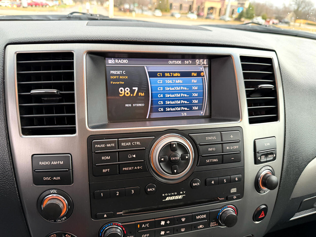 Nissan Armada 4WD 4dr LE FFV 2008