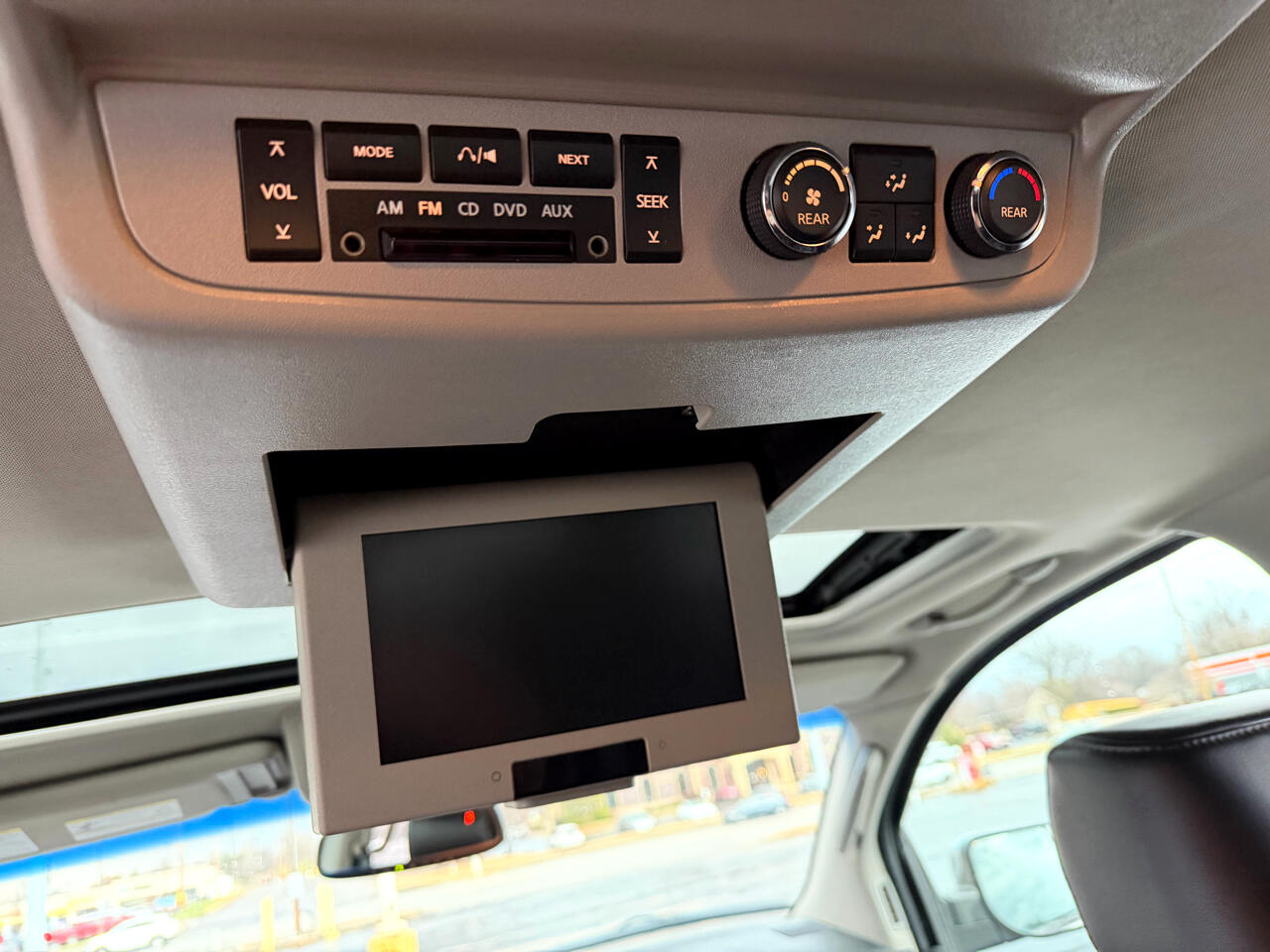 Nissan Armada 4WD 4dr LE FFV 2008