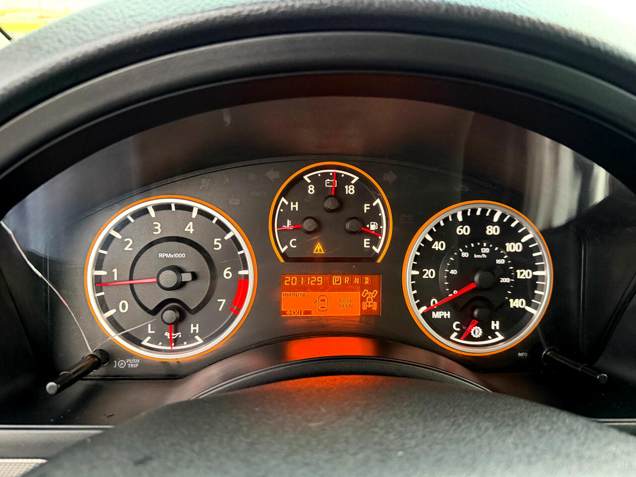 Nissan Armada 4WD 4dr LE FFV 2008