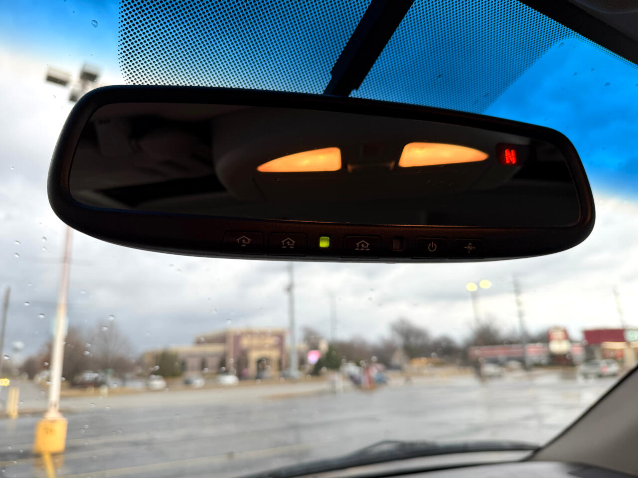 Nissan Armada 4WD 4dr LE FFV 2008