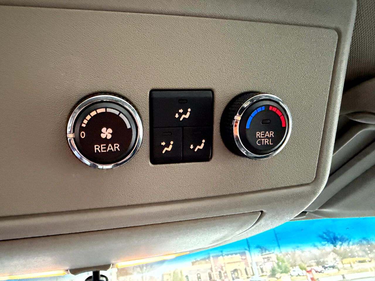 Nissan Armada 4WD 4dr LE FFV 2008