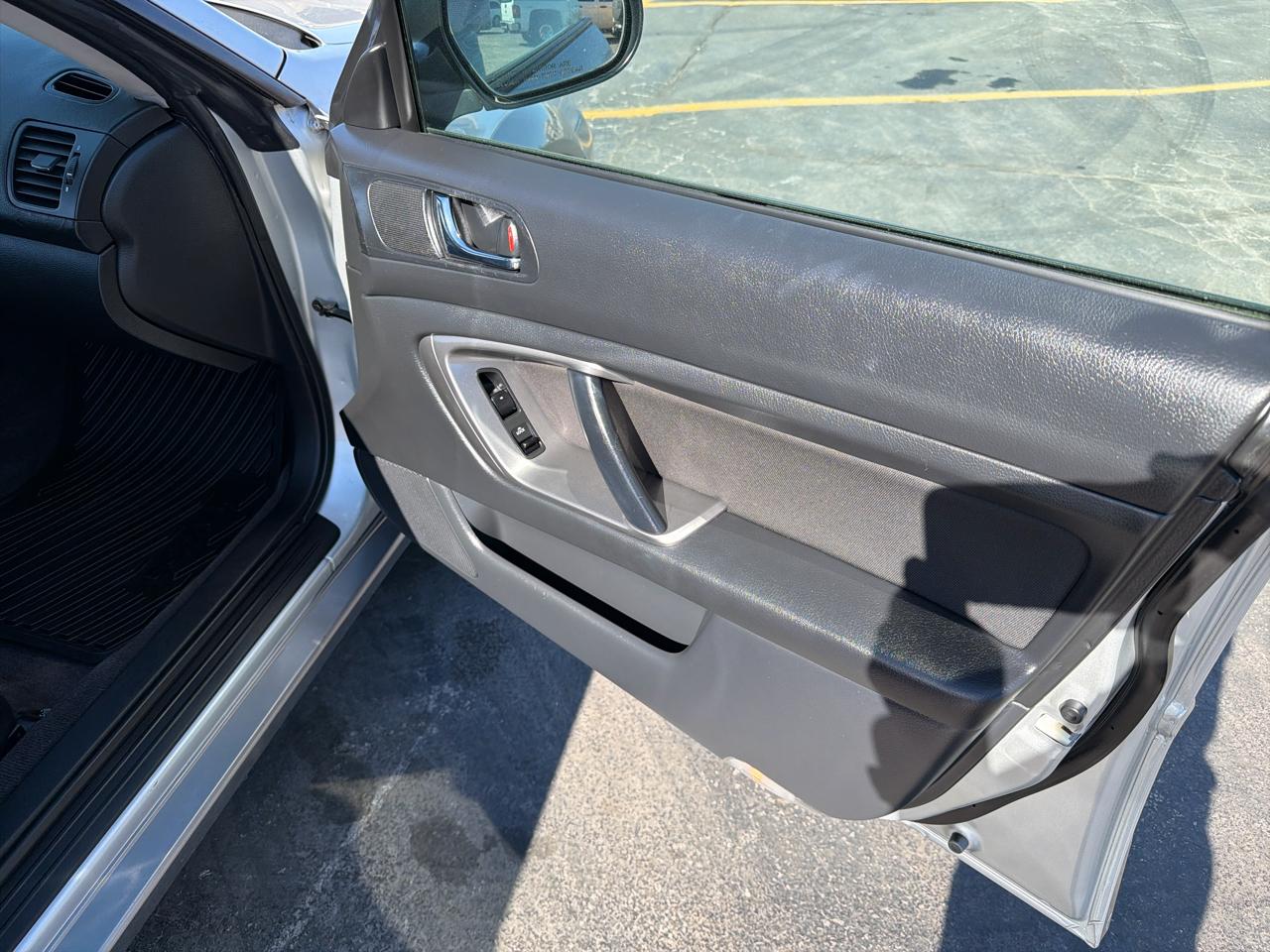 Subaru Legacy Wagon Outback 2.5i Auto 2006