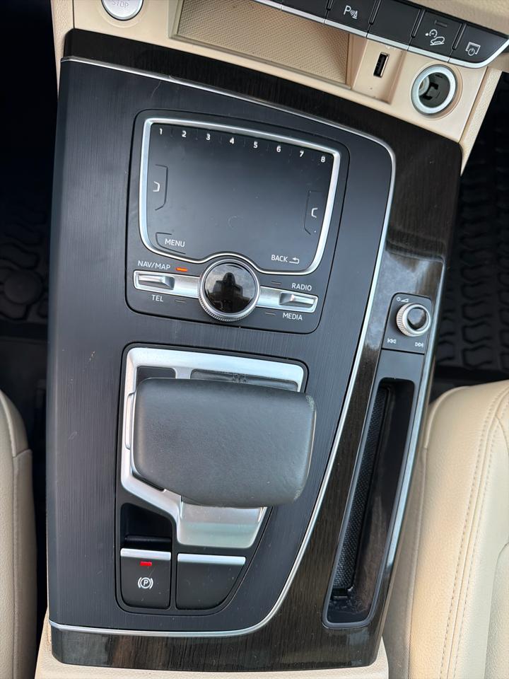 Audi Q5 2.0 TFSI Tech Premium Plus 2018