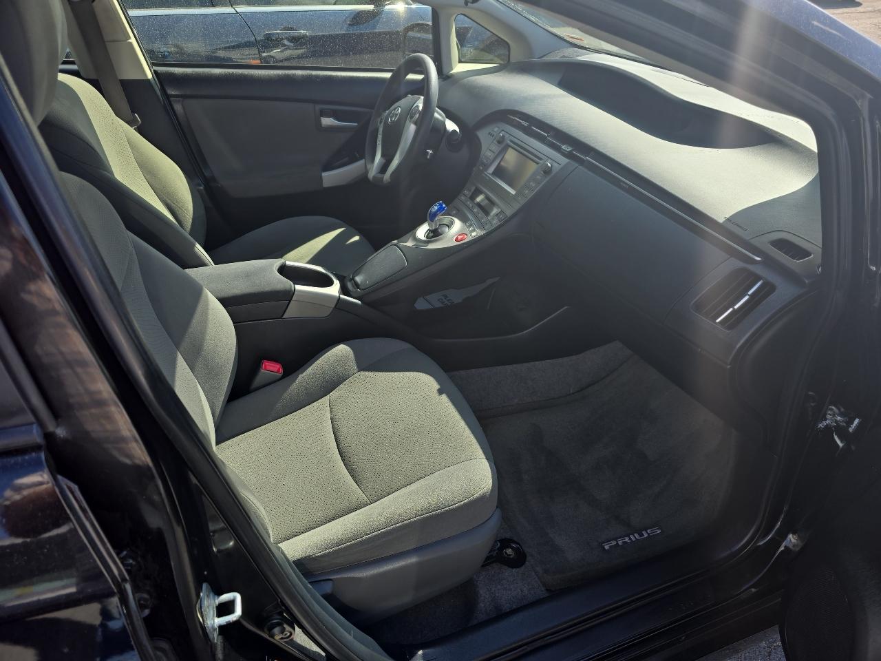 Toyota Prius 5dr HB Persona (Natl) 2013