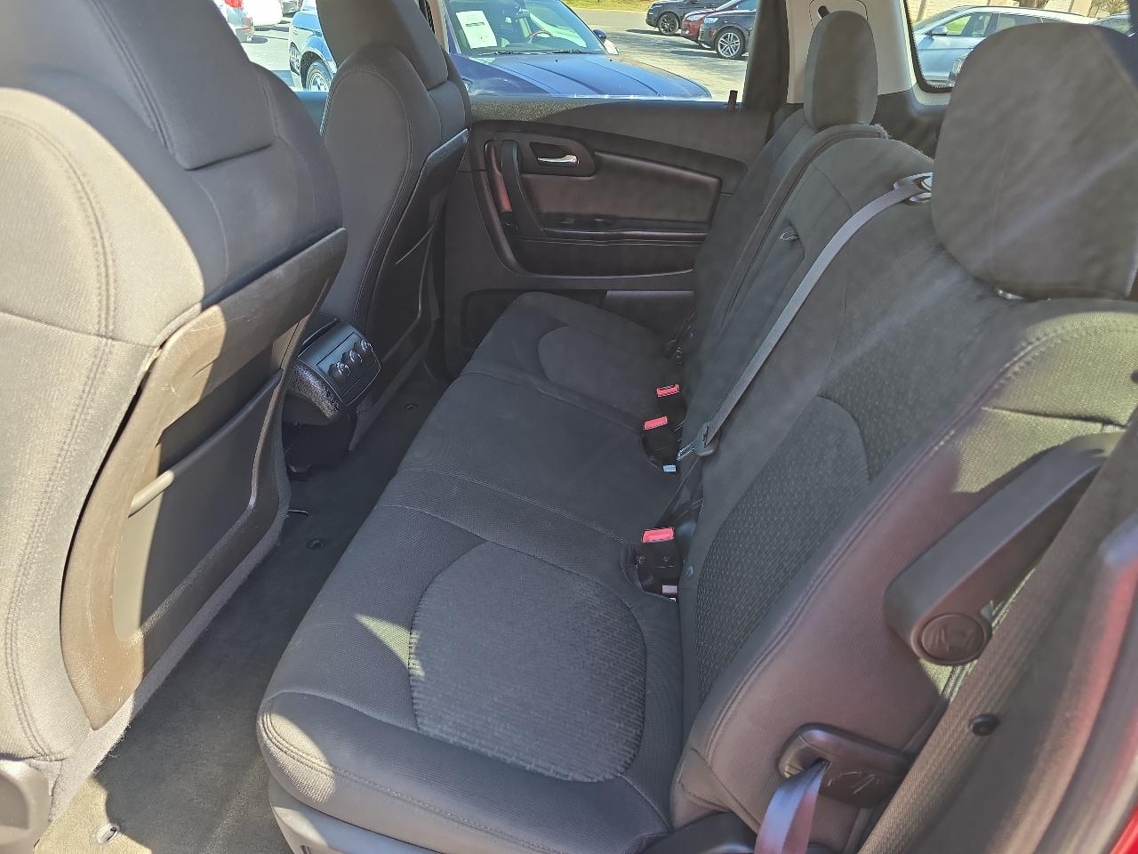 Chevrolet Traverse AWD 4dr LT w/1LT 2010