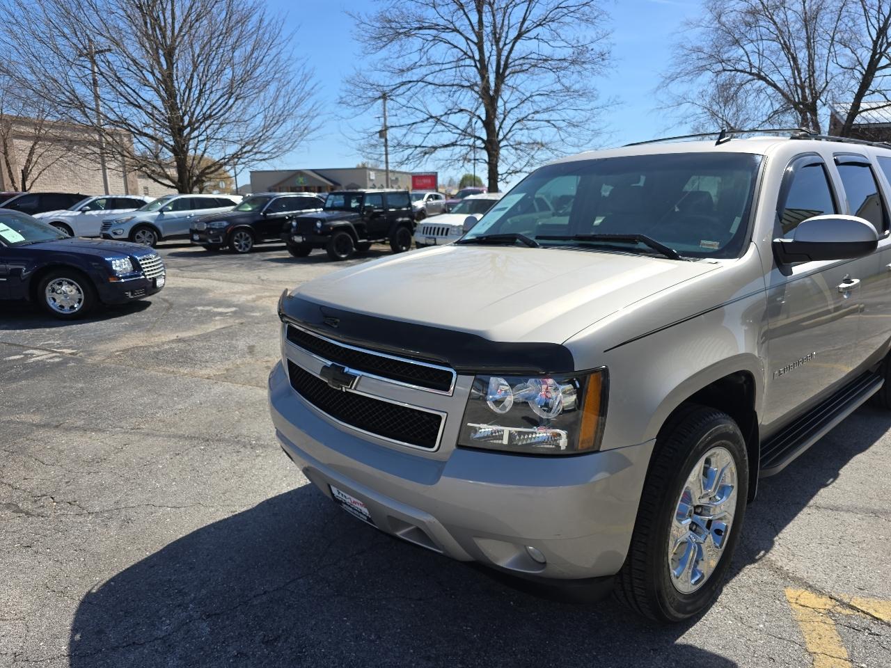 Chevrolet Suburban 4WD 4dr 1500 LT 2007