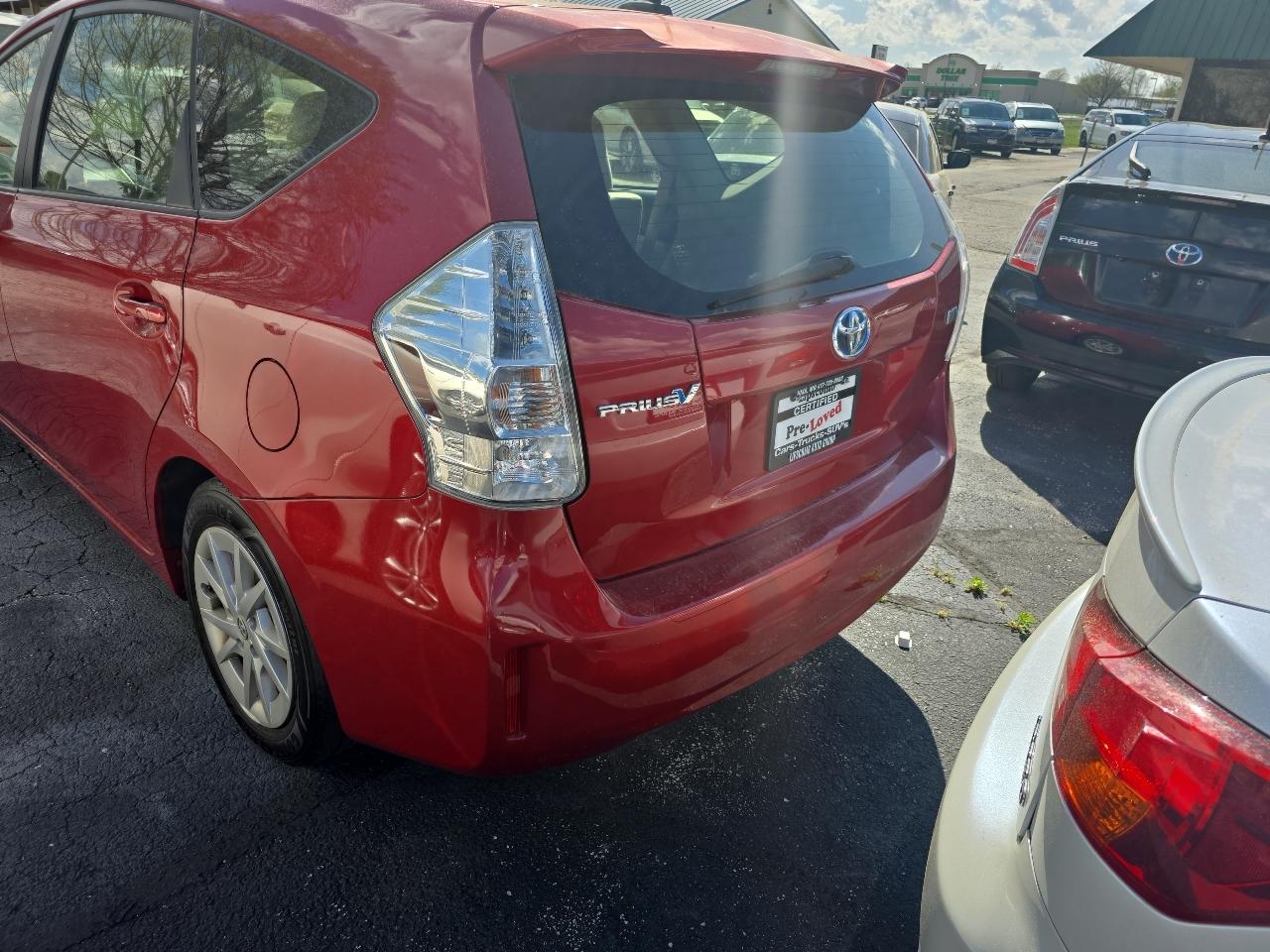 Toyota Prius V 5dr Wgn Three (Natl) 2013