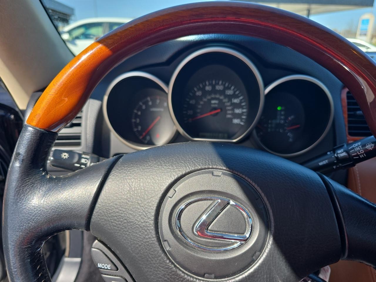 Lexus SC 430 2dr Convertible 2003