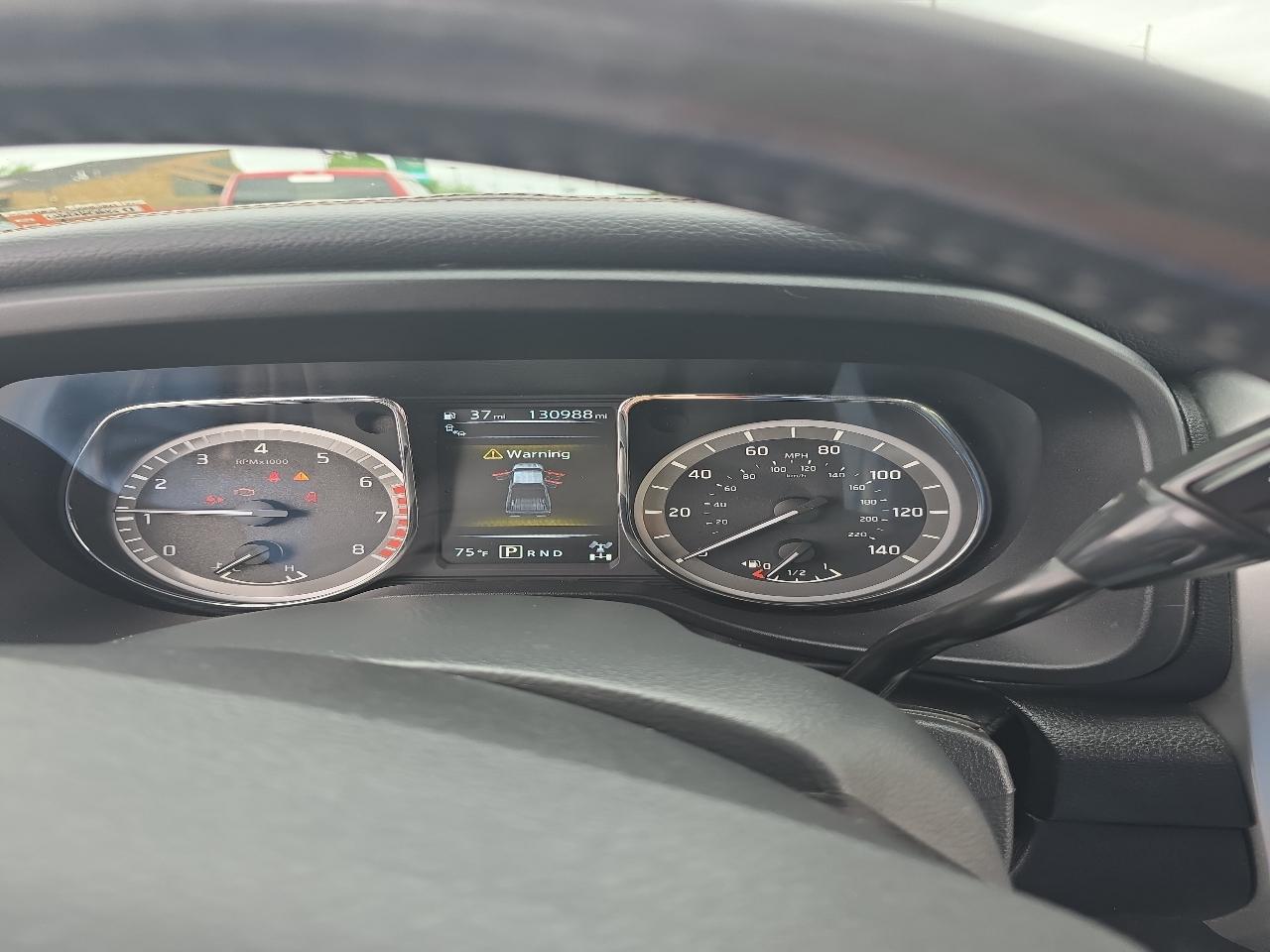 Nissan Titan XD 4x4 Gas Crew Cab Platinum Reserve 2017