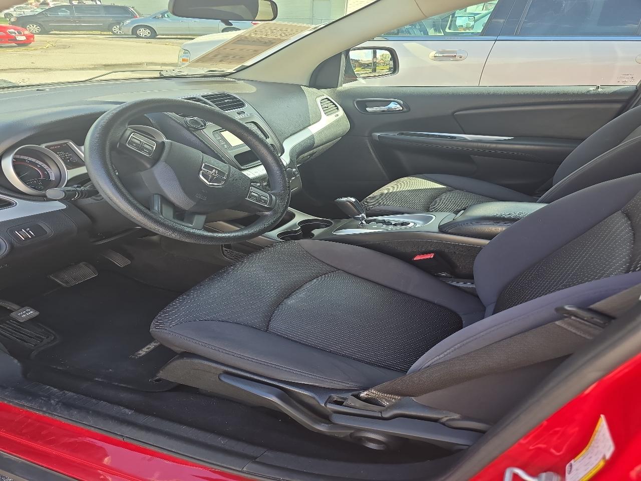 Dodge Journey FWD 4dr SXT 2012