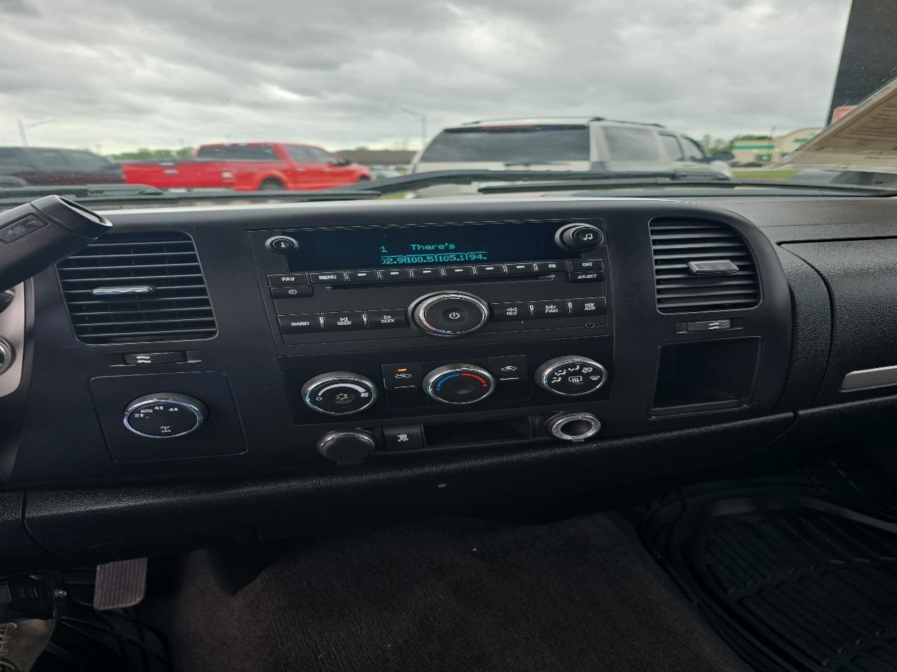 Chevrolet Silverado 1500 4WD Ext Cab 143.5" LT w/1LT 2007