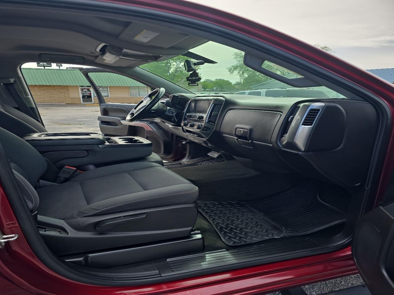 Chevrolet Silverado 1500 4WD Double Cab 143.5" LT w/1LT 2016