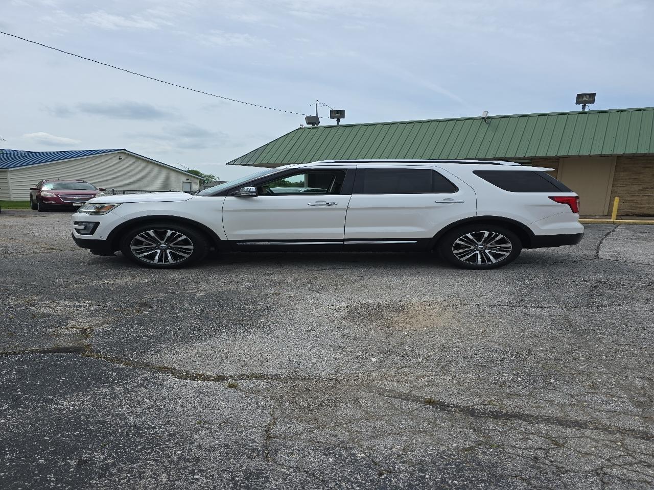 Ford Explorer 4WD 4dr Platinum 2016