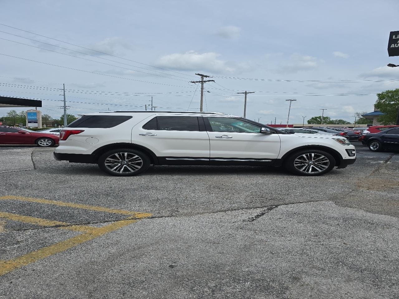 Ford Explorer 4WD 4dr Platinum 2016