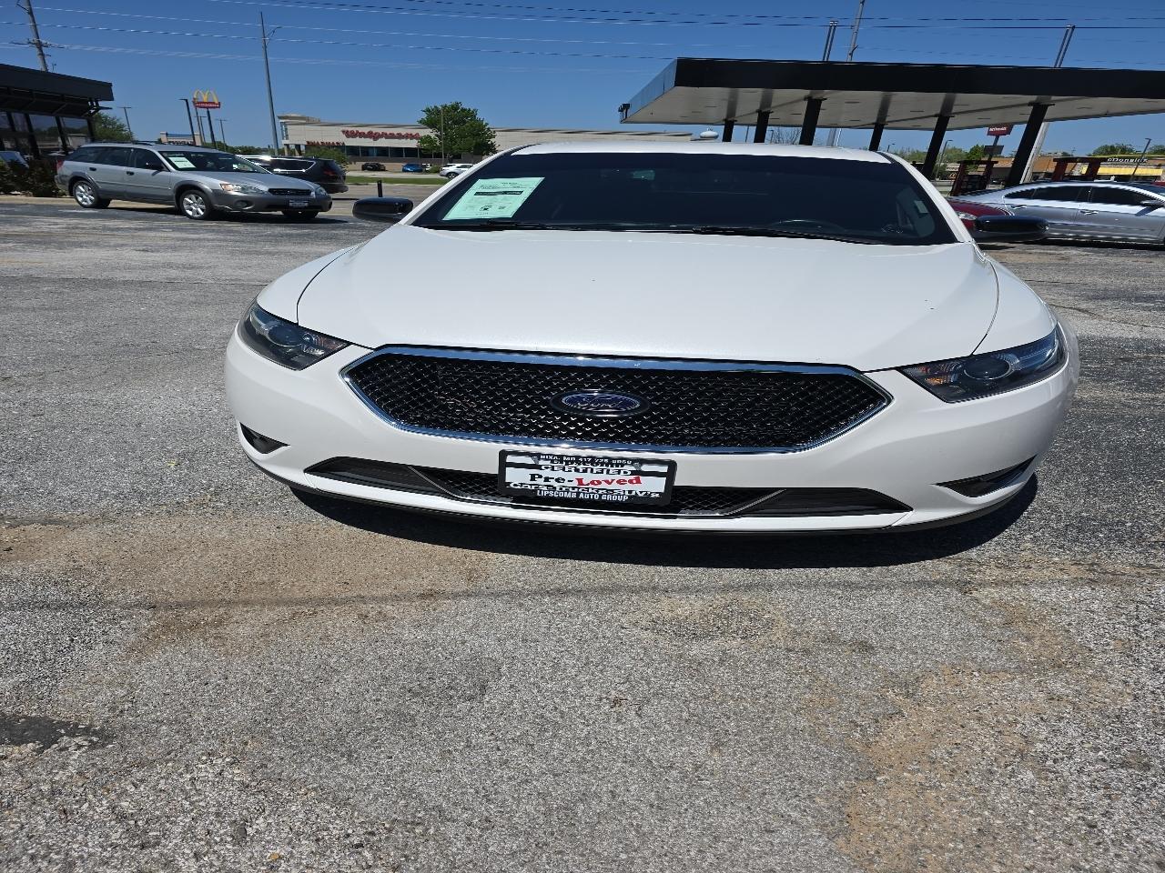2015 Ford Taurus 4dr Sdn SHO AWD