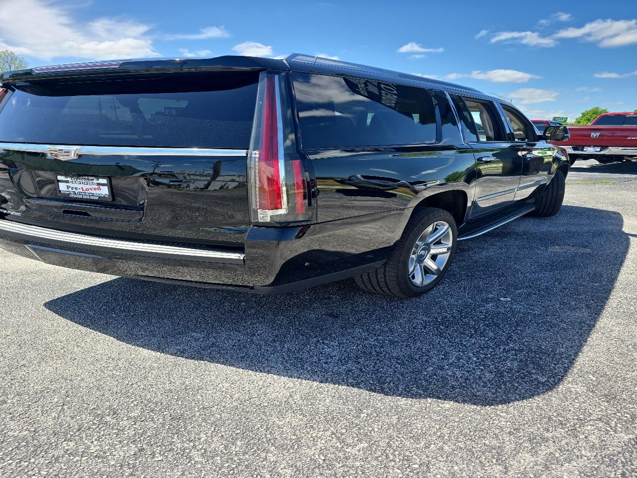 Cadillac Escalade ESV 4WD 4dr Premium Luxury 2020