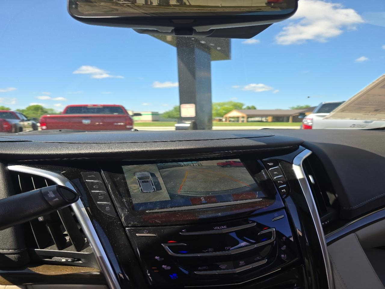 Cadillac Escalade ESV 4WD 4dr Premium Luxury 2020